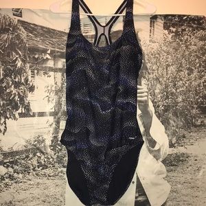 One piece swimsuit speedo large